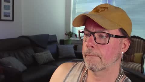 Snapshot of hudson_cage chatting on May 16, 6:28 pm Hudson Cage formerly DCLthrKnkBoy online show from May 16, 6:28 pm