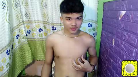 Snapshot of hugecock_kiel chatting on November 26, 8:04 am hugecock_kiel online show from November 26, 8:04 am