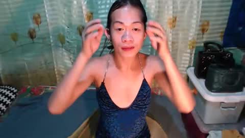 hugecockanna online show from April 12, 5:18 pm