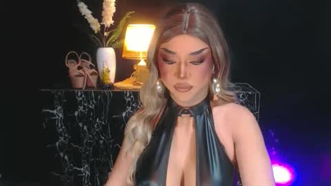Christine online show from May 31, 11:28 pm