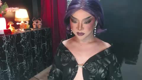 Christine online show from June 12, 12:31 am