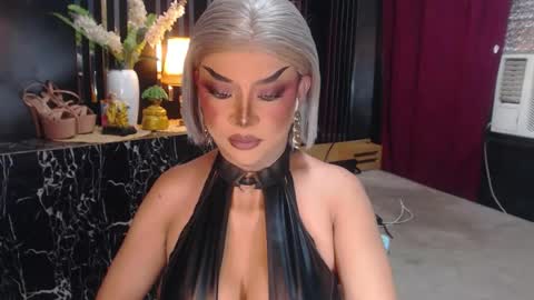 Christine online show from August 2, 1:48 am