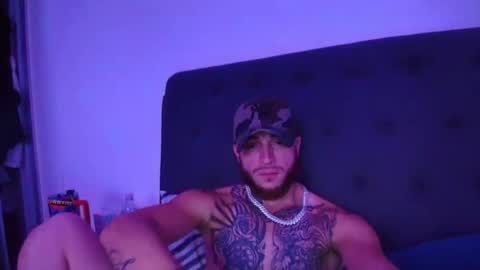 hugecockcommando online show from October 25, 4:24 pm