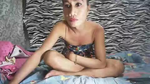 Snapshot of hugecockforyouxx chatting on October 15, 11:05 pm bella passwordshow 500tokens no time limit online show from October 15, 11:05 pm
