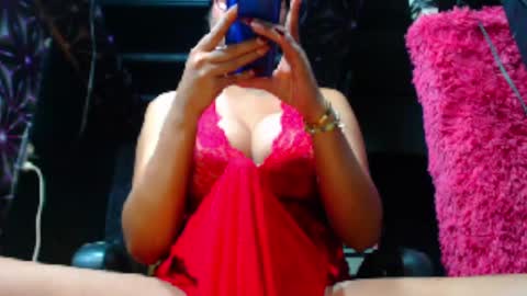 Snapshot of hugecumbarbie chatting on February 11, 12:06 am SPOILED MISCHIEVOUS online show from February 11, 12:06 am