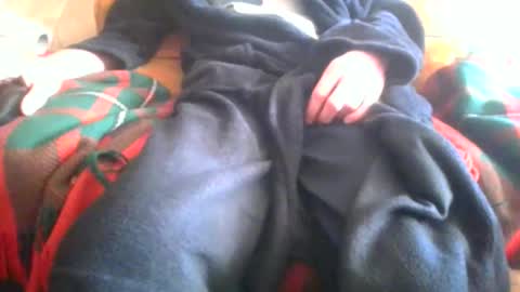 Snapshot of hugenob4u chatting on November 23, 12:16 pm hugenob4u online show from November 23, 12:16 pm