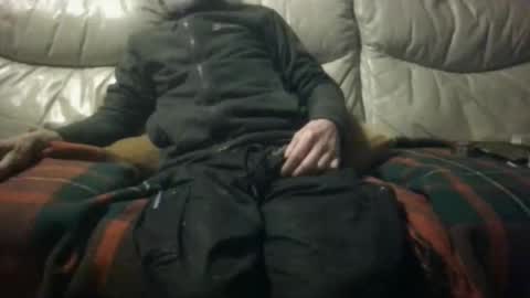 hugenob4u online show from April 21, 8:55 pm