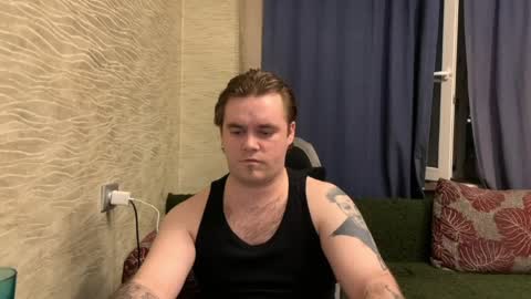 Hugo online show from March 30, 6:09 pm