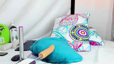 HUGO online show from December 7, 9:28 am