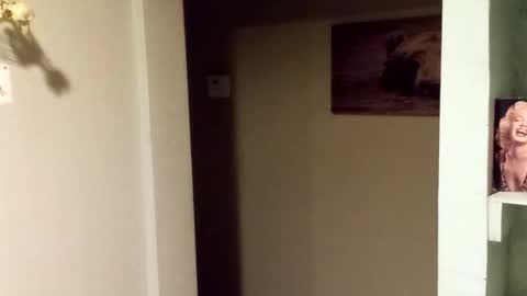 huidos2006 online show from January 14, 1:00 am