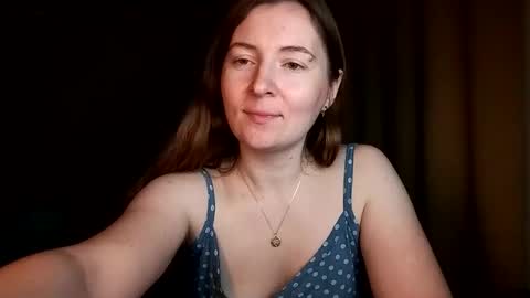 HumpyGrey online show from February 6, 7:50 pm