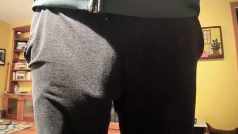 Snapshot of hung_hot_fit10 chatting on December 21, 12:20 am Big uncut cock dripping online show from December 21, 12:20 am