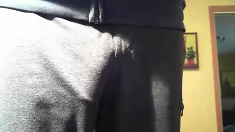 Snapshot of hung_hot_fit10 chatting on January 4, 9:52 pm Big uncut cock dripping online show from January 4, 9:52 pm