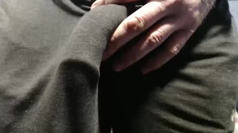 Snapshot of hung_hot_fit10 chatting on November 7, 3:56 pm Big uncut cock dripping online show from November 7, 3:56 pm