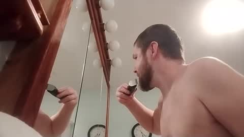 hungguy288889 online show from January 22, 1:20 am