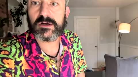 Snapshot of hungitalian40 chatting on June 17, 7:37 pm hungitalian40 online show from June 17, 7:37 pm