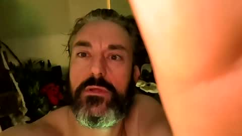 Snapshot of hungitalian40 chatting on July 14, 1:30 am hungitalian40 online show from July 14, 1:30 am