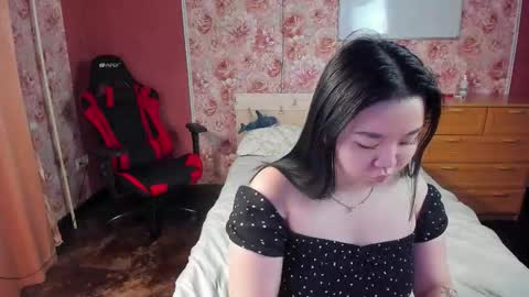 Nancy and Robert online show from December 17, 9:59 am