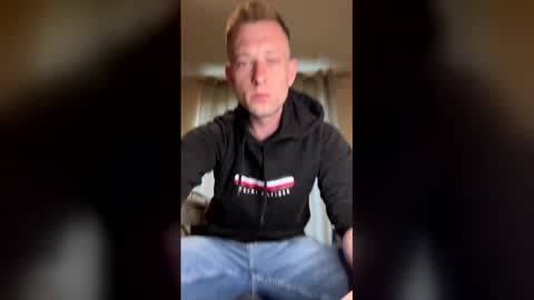 HungTeaseX online show from April 18, 5:50 pm