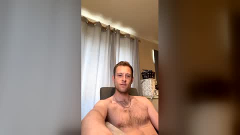 HungTeaseX online show from June 11, 6:00 am