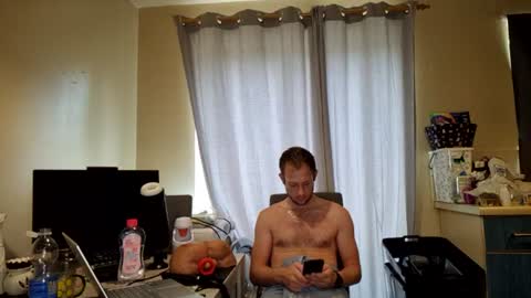 Snapshot of hungteasex chatting on July 3, 6:53 am HungTeaseX online show from July 3, 6:53 am