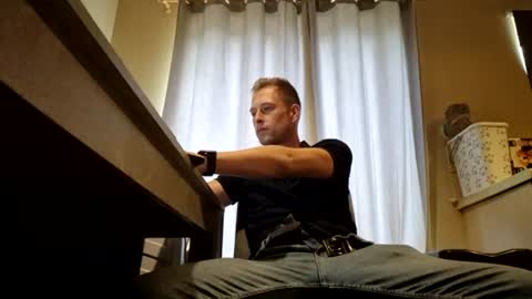 Snapshot of hungteasex chatting on July 31, 5:23 pm HungTeaseX online show from July 31, 5:23 pm