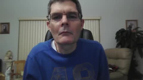 hunkmasclefad458 online show from February 2, 5:42 am