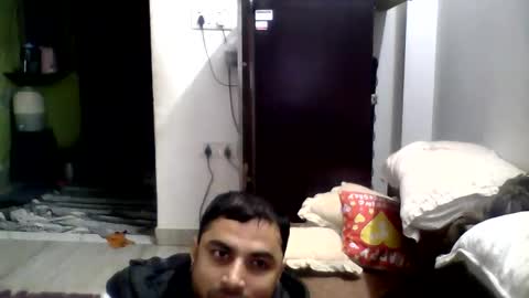 hunkster102 online show from January 17, 4:50 am