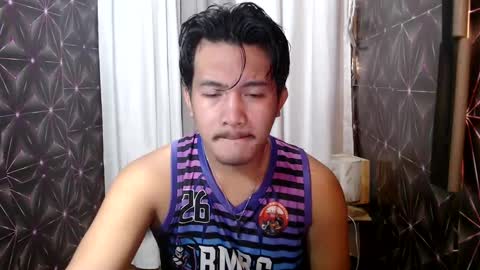 Snapshot of hunkylloyd chatting on January 13, 12:51 am hunkylloyd online show from January 13, 12:51 am