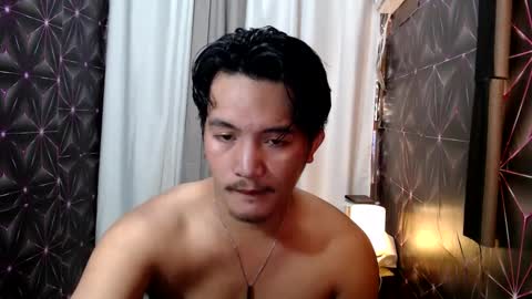 Snapshot of hunkylloyd chatting on January 27, 4:41 am hunkylloyd online show from January 27, 4:41 am