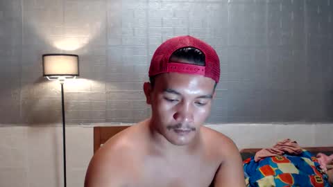 hunkylloyd online show from January 10, 7:32 am