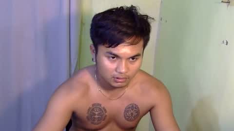 hunkyzeus online show from November 28, 1:47 pm