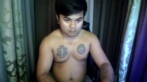 Snapshot of hunkyzeus chatting on July 2, 3:29 pm hunkyzeus online show from July 2, 3:29 pm