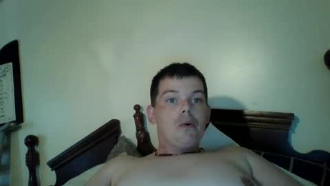 Snapshot of huntdog1221 chatting on July 5, 8:05 pm huntdog1221 online show from July 5, 8:05 pm