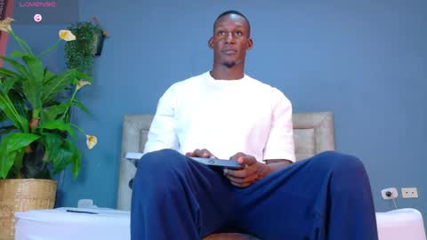 Hunter  online show from April 15, 7:21 pm