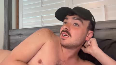 Hunter online show from September 15, 8:42 pm