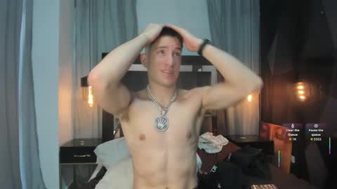 hunterheat_ online show from December 16, 11:48 am