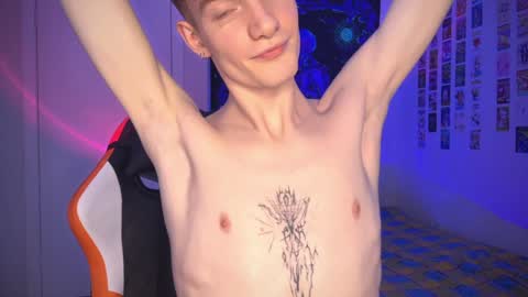 Hunter online show from February 8, 9:15 pm