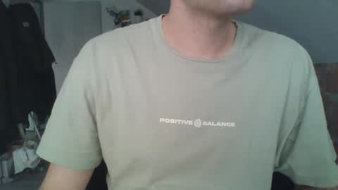 hunting_007 online show from March 3, 3:20 pm