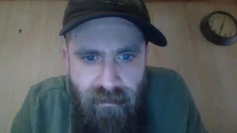 Snapshot of huskygengar22 chatting on April 15, 11:28 am huskygengar22 online show from April 15, 11:28 am