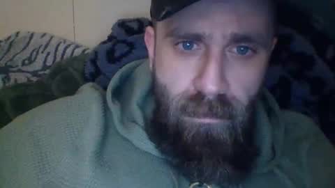 Snapshot of huskygengar22 chatting on May 8, 5:13 am huskygengar22 online show from May 8, 5:13 am