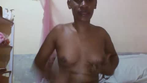 Snapshot of husna_ommy chatting on February 10, 8:57 pm Husna online show from February 10, 8:57 pm