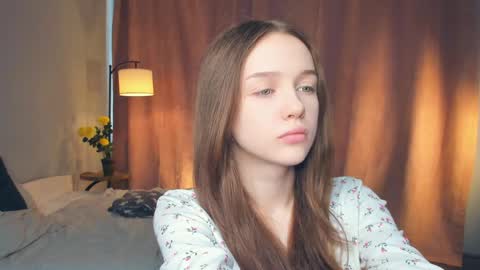 Lily online show from May 31, 7:15 am