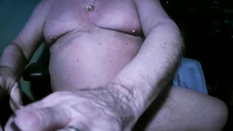 Snapshot of hwait121 chatting on January 3, 4:06 pm hwait121 online show from January 3, 4:06 pm