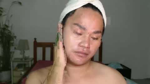 ellen online show from April 15, 10:00 am