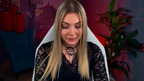 hyileyclark online show from March 10, 9:25 am