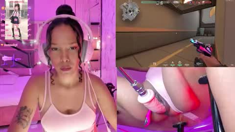 Snapshot of hyliebloom chatting on December 2, 8:59 pm Ashley online show from December 2, 8:59 pm