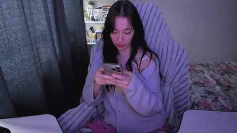 Snapshot of hyorinmaruu chatting on December 8, 4:25 am maru online show from December 8, 4:25 am