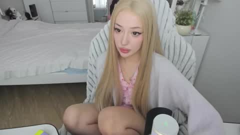 Snapshot of hyorinmaruu chatting on December 4, 8:23 am maru online show from December 4, 8:23 am