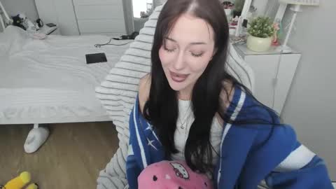 Snapshot of hyorinmaruu chatting on December 18, 7:14 am maru online show from December 18, 7:14 am